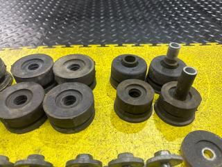 Подушка кузова TOYOTA LAND CRUISER HDJ101 1HD-FTE 3 ракурс
