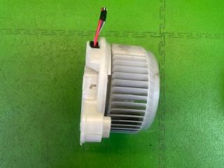 Мотор печки TOYOTA PRIUS ZVW30 2ZR-FXE 87103-47031 2 ракурс
