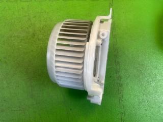 Мотор печки TOYOTA PRIUS ZVW30 2ZR-FXE 87103-47031 3 ракурс