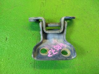 Петля дверная левая передняя ISUZU BIGHORN UBS73 4JX1 8942303924 4 ракурс