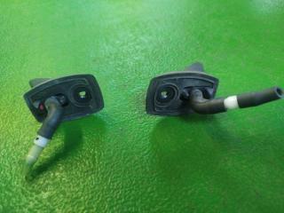 Форсунка омывателя MAZDA BONGO SKP2M L8 S47P67510D 3 ракурс