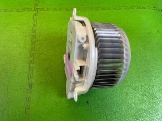 Мотор печки TOYOTA PRIUS ZVW30 2ZR-FXE 87103-47031 3 ракурс