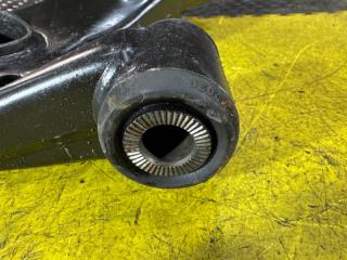 Рычаг правый передний TOYOTA C-HR ZYX10 2ZR-FXE 48068-10130 2 ракурс