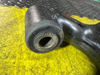 Рычаг правый передний TOYOTA C-HR ZYX10 2ZR-FXE 48068-10130 3 ракурс