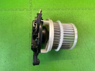 Мотор печки TOYOTA C-HR ZYX10 2ZR-FXE 87103-58070 2 ракурс