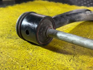 Рычаг правый передний TOYOTA LAND CRUISER URJ202 1UR-FE 48610-60060 3 ракурс