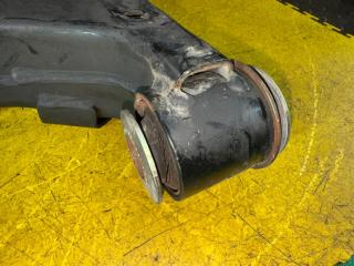 Рычаг правый передний TOYOTA LAND CRUISER URJ202 1UR-FE 48068-60030 2 ракурс