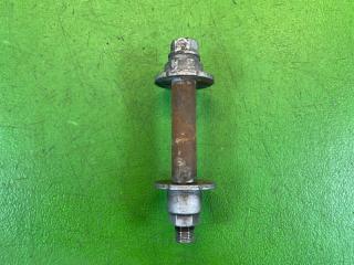 Эксцентрик правый передний TOYOTA LAND CRUISER URJ202 1UR-FE 48409-34041,90119-18006 1 ракурс