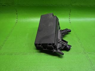 Блок предохранителей TOYOTA C-HR ZYX10 2ZR-FXE 82641-47050-A 4 ракурс Блок предохранителей TOYOTA C-HR ZYX10 2ZR-FXE 82641-47050-A 4 ракурс