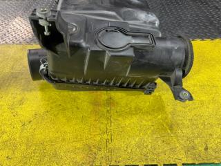 Корпус воздушного фильтра TOYOTA LAND CRUISER URJ202 1UR-FE 17700-50350 5 ракурс