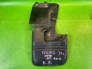 Брызговик задний правый MITSUBISHI PAJERO 1993