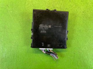 Электронный блок TOYOTA C-HR ZYX10 2ZR-FXE 89990-10020 2 ракурс
