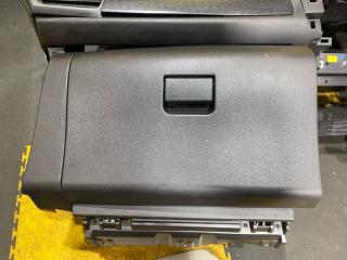 Торпедо NISSAN LEAF ZE1 EM57 682005SK2B, 681P35SK2B 2 ракурс