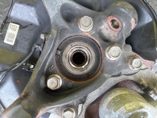Ступица правая передняя TOYOTA C-HR ZYX10 2ZR-FXE 43211-10130, 43211-10130,43550-10010 3 ракурс