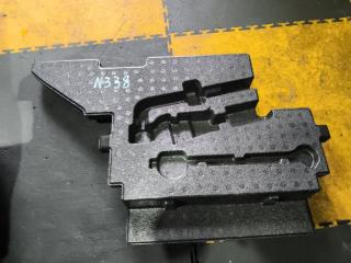 Ящик под инструменты NISSAN NOTE E13 HR12-DE 84975-6XK0A,84975-6XK2A 5 ракурс
