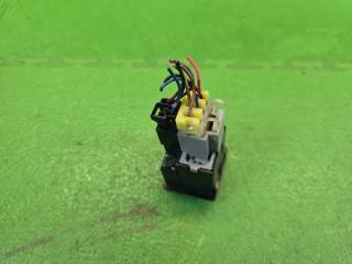Кнопки прочие NISSAN SKYLINE HR33 RB20E 2 ракурс