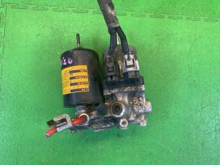 Запчасть блок abs TOYOTA PRIUS 2015