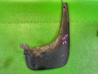 Запчасть брызговик передний правый NISSAN TERRANO 1999