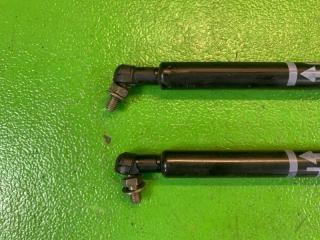 Амортизатор капота передний TOYOTA CROWN GRS183 3GR-FSE 53440-0W051, 53450-0W031 3 ракурс