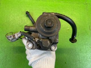 Насос ручной подкачки TOYOTA GRAND HIACE KCH16 1KZ-TE 3 ракурс