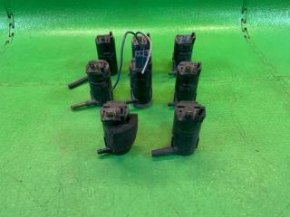 Насос омывателя MITSUBISHI PAJERO MINI H56A 4A30T 85310-22080, 060210-1361, 060210-1480, 860310-1260 1 ракурс Насос омывателя MITSUBISHI PAJERO MINI H56A 4A30T 85310-22080, 060210-1361, 060210-1480, 860310-1260 1 ракурс