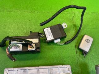Блок efi TOYOTA CROWN MAJESTA UZS207 3UZ-FE 89661-30L51, 89227-30050, 45020-30-19, 89784-30030, 275400-2352, 45020-30-19 5 ракурс