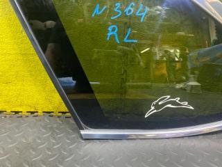 Стекло собачника левое заднее SUBARU OUTBACK BS9 FB25A 65209-AL010 4 ракурс Стекло собачника левое заднее SUBARU OUTBACK BS9 FB25A 65209-AL010 4 ракурс