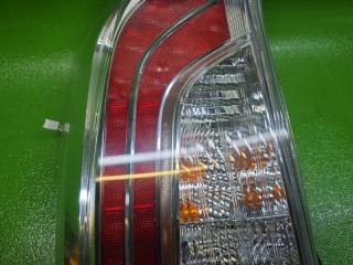 Стоп-сигнал левый TOYOTA PRIUS ZVW30 2ZR-FXE 47-55 3 ракурс