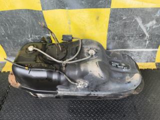 Топливный бак MITSUBISHI CHALLENGER K97 4M40 MR135506 1 ракурс Топливный бак MITSUBISHI CHALLENGER K97 4M40 MR135506 1 ракурс