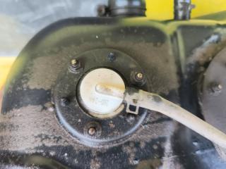 Топливный бак MITSUBISHI CHALLENGER K97 4M40 MR135506 2 ракурс Топливный бак MITSUBISHI CHALLENGER K97 4M40 MR135506 2 ракурс