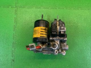 Запчасть блок abs TOYOTA PRIUS 2010