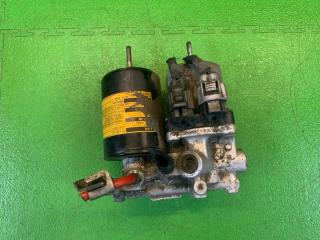 Запчасть блок abs TOYOTA PRIUS 2014