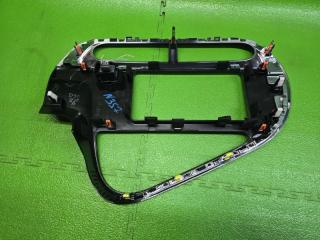 Консоль магнитофона TOYOTA AQUA NHP10 1NZ-FXE 55412-52530 5 ракурс