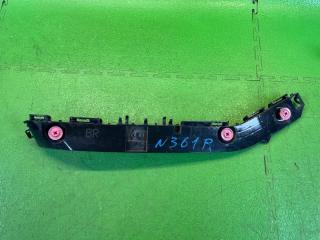 Крепление бампера правое заднее DAIHATSU THOR M900S 1KR-VET 52155-B1080 1 ракурс