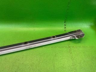 Полозья для сдвижной двери левые задние TOYOTA VOXY ZWR80 2ZR-FXE 6164228030 4 ракурс