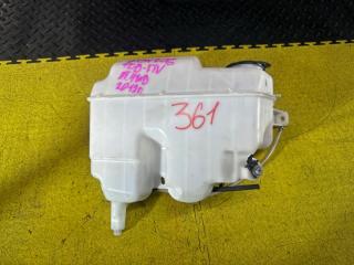 Бачок стеклоомывателя TOYOTA HIACE 2012 контрактная Бачок стеклоомывателя TOYOTA HIACE 2012