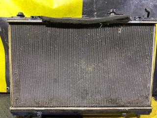 Радиатор TOYOTA CROWN MAJESTA UZS207 3UZ-FE 16400-50390 16711-50200 2 ракурс
