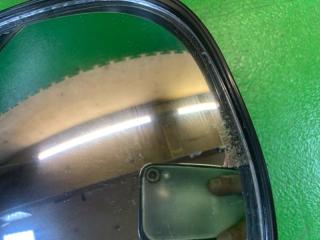 Зеркало с пятой двери заднее TOYOTA GRAND HIACE KCH16 1KZ-TE 5 ракурс