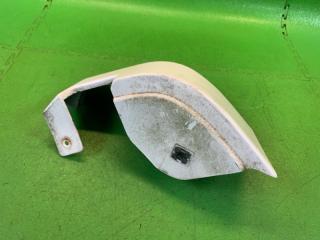 Накладка на крыло правая задняя MITSUBISHI DELICA P25W 4D56T MB428102 2 ракурс
