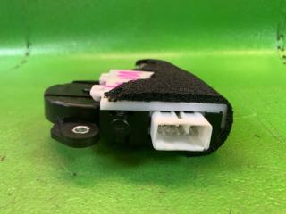 Мотор люка LEXUS LS600H UVF45 2UR-FSE 83260-50070, 471701-10060, 233100-0352 3 ракурс