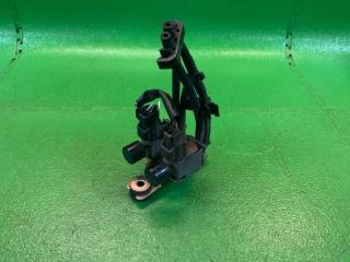 Клапан 4wd NISSAN TERRANO TR50 ZD30-DDTI 14956-0W801 1 ракурс Клапан 4wd NISSAN TERRANO TR50 ZD30-DDTI 14956-0W801 1 ракурс