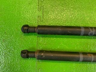Амортизатор капота TOYOTA CROWN GRS183 3GR-FSE 53440-0W050, 53450-0W030 2 ракурс