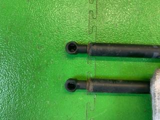 Амортизатор капота TOYOTA CROWN GRS183 3GR-FSE 53440-0W050, 53450-0W030 3 ракурс