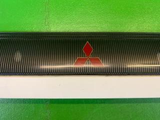 Решетка передняя MITSUBISHI DELICA P25W 4D56T MB683021 3 ракурс