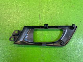 Накладка на ручки дверей правая задняя SUBARU OUTBACK BS9 FB25A 94246AL020 4 ракурс Накладка на ручки дверей правая задняя SUBARU OUTBACK BS9 FB25A 94246AL020 4 ракурс