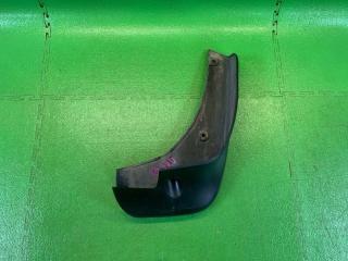 Брызговик передний правый NISSAN DUALIS 2008