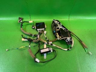 Доводчик двери левый задний TOYOTA CELSIOR UCF31 3UZ-FE 89224-50070, 123300-6510 1 ракурс
