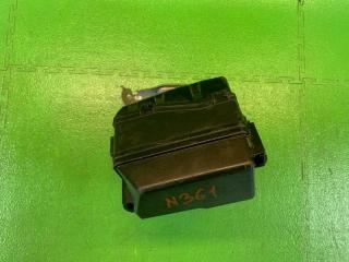 Блок предохранителей DAIHATSU THOR M900S 1KR-VET 82661-B1460, 82641-B2010-K, 6358-8481 2 ракурс Блок предохранителей DAIHATSU THOR M900S 1KR-VET 82661-B1460, 82641-B2010-K, 6358-8481 2 ракурс
