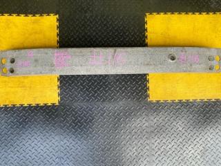 Жесткость бампера передний NISSAN SKYLINE 2013