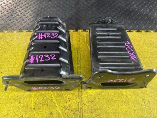 Запчасть крепление жесткости бампера LEXUS GS350 2006